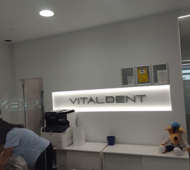 Clínica Vitaldent La Línea AMPE Obras